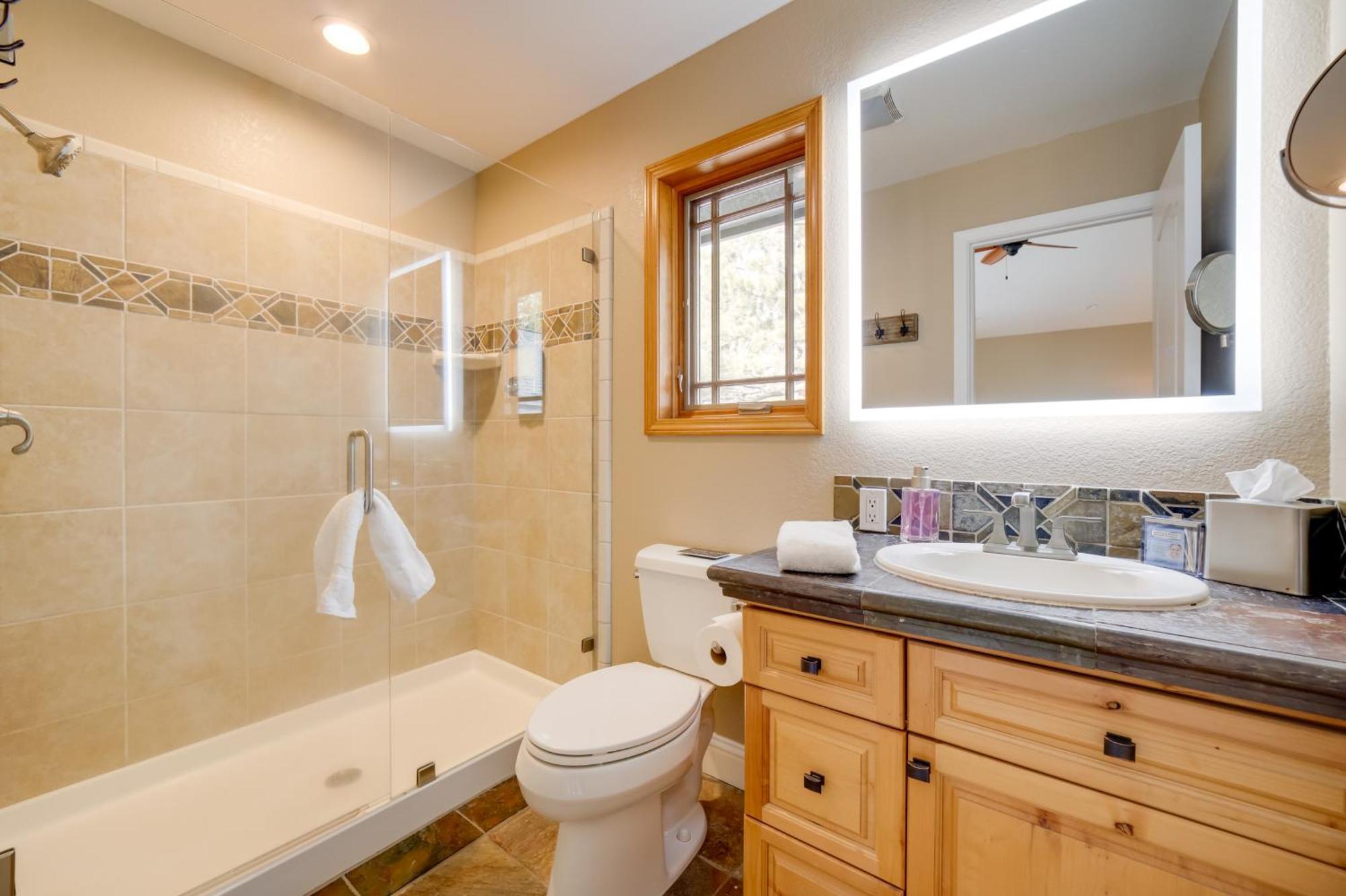 Sleek Reno-Lake Tahoe Retreat, 4 Mi To Ski Mt Rose Zewnętrze zdjęcie