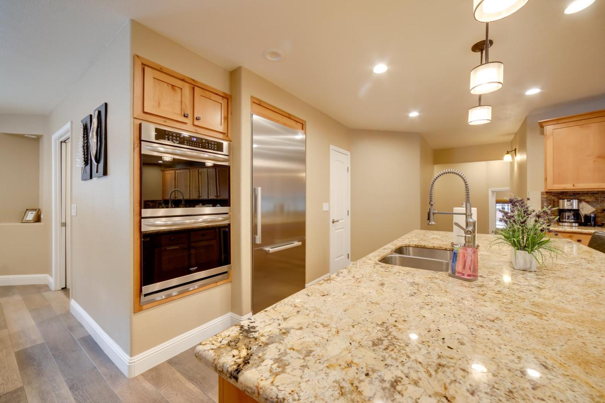 Sleek Reno-Lake Tahoe Retreat, 4 Mi To Ski Mt Rose Zewnętrze zdjęcie